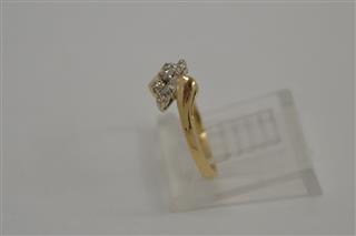 Diamond Fashion Ring 7 Diamonds .07ctw 14K Yellow Gold 1.5g Sz:5